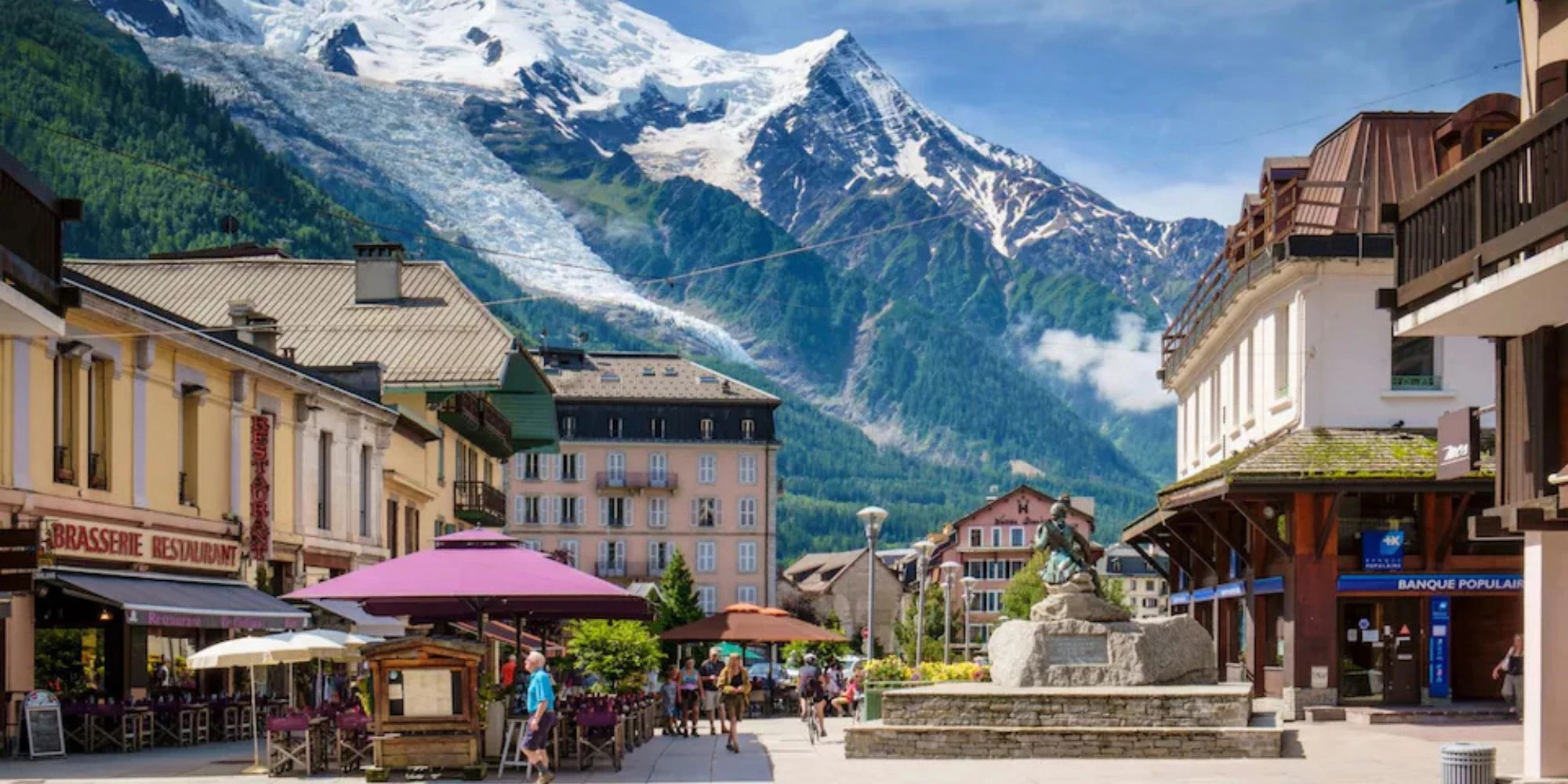 Majestic Mont Blanc creates a stunning focal point in Chamonix town centre Credit: Alamy Stock Photo